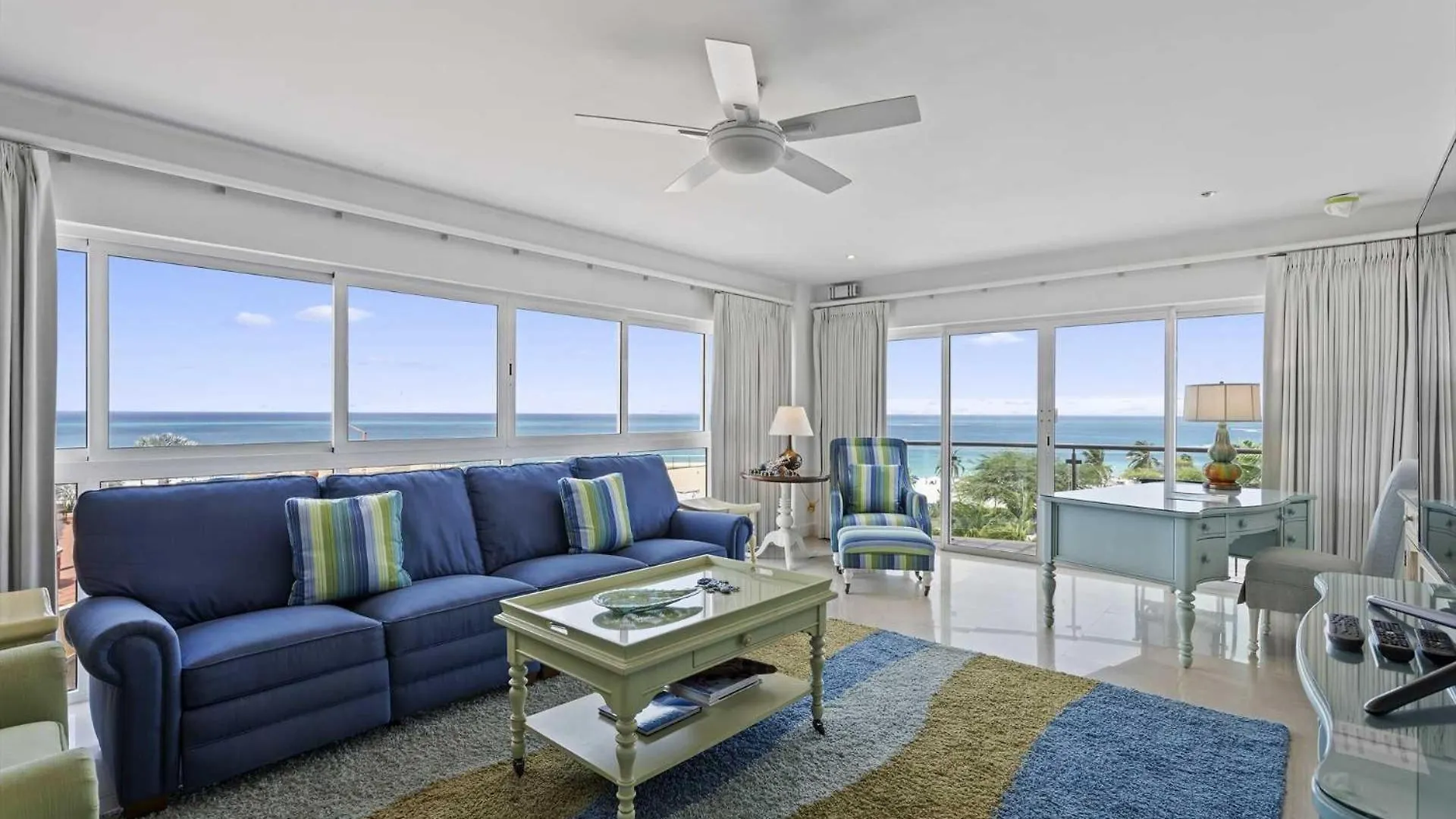 別荘 Beachfront - Ultimate Penthouse 3+Br Condo - Bg531 パームビーチ アルバ